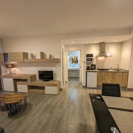 La Laguna Aparthotel 3*