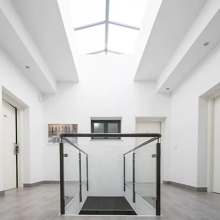 La Laguna Aparthotel 3*