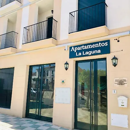 Aparthotel La Laguna Fuente de Piedra