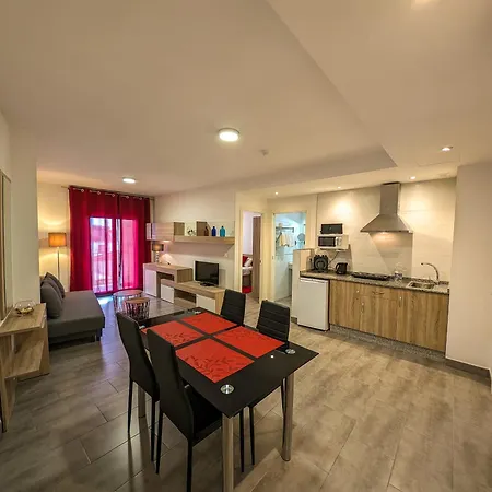 Aparthotel La Laguna